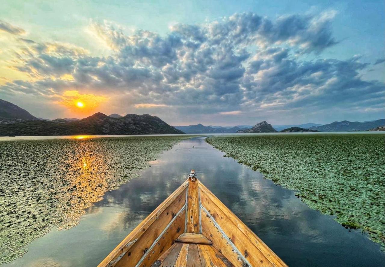Eco Villas Merak Вирпазар Экстерьер фото
